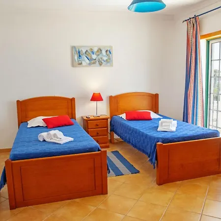 4 Br In Only 700m From The بيت للعطل